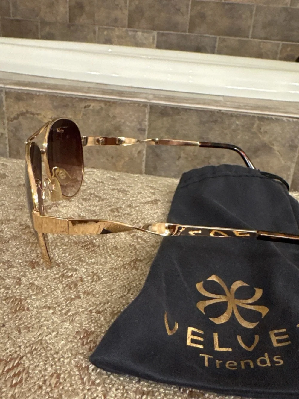 Source Unknown aviator style
